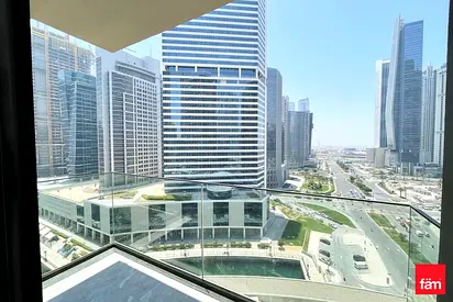 Canal and Skyline View | Vacant | Corner Unit