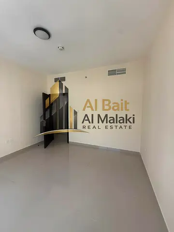 1-bedroom apartment with a living room in Al Majaz 3 With a balcony With parking One bathroom Second floor Open view. Payment in 4 installments or 6 i