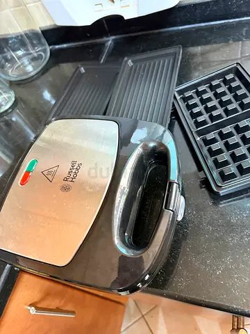 Russell Hobbs 3-in-1 Sandwich, Grill & Waffle Maker - Good Working Condition