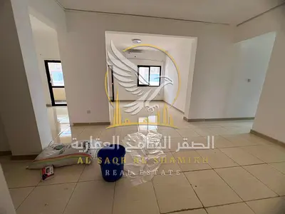 Employee contract or clear bachelor contract Three bedrooms with a spacious layout two balconies with open views