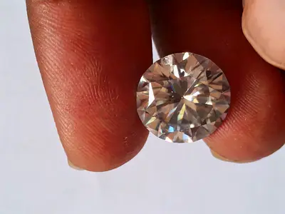 Moissanite diamond