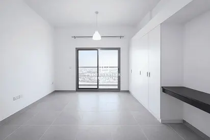 PREMIUM LIVING | MODERN LIVING | SPACIOUS