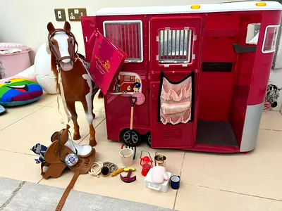 Our generation mane attraction horse trailer with accessories