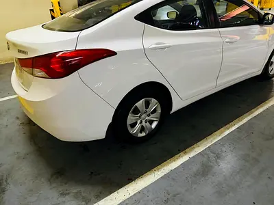 صورة 7 لـ 2014 Hyundai ELANTRA