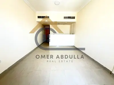 Spacious Studio Apartment with Wardrobe for Family in Prime Location, Muwaileh