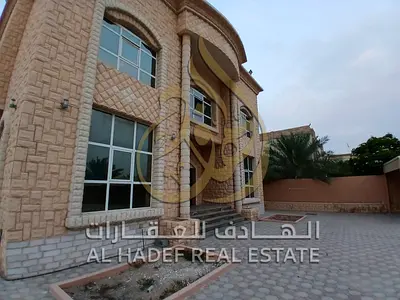 🏡 Villa for annual rent in Al Nouf 4 – Sharjah ✨ For UAE nationals only 4 master bedrooms with built-in wardrobes. 2 spacious living rooms. Large m