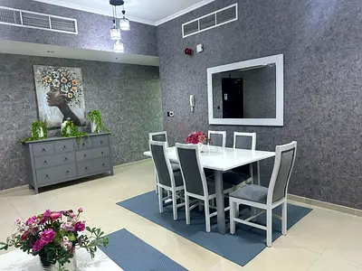 0% commission, Marina luxury master bedroom with attached washroom , weekly 3 days free cleaning