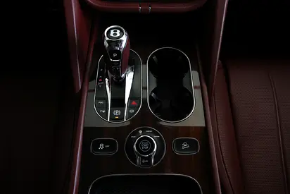 صورة مصغرة 16 لـ 2022 Bentley BENTAYGA