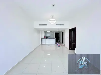 Best Deal! Modern 1 Bedroom | 2 Bathrooms | Large Layout | Vacant Now
