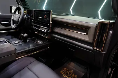 صورة 9 لـ 2024 GMC HUMMER