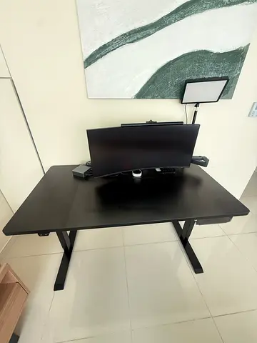 Adjustable Black Standing Desk / Workstation- 140x70cm - Good Condition