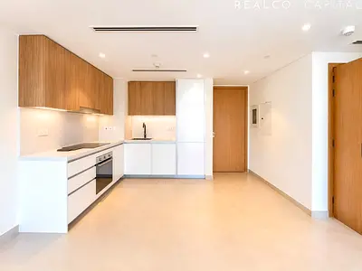 High Floor 1BR | Open Sunset View | Ready to Move In