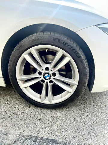 BMW 3-Series 318i 2018 GCC Specs - Excellent Condition