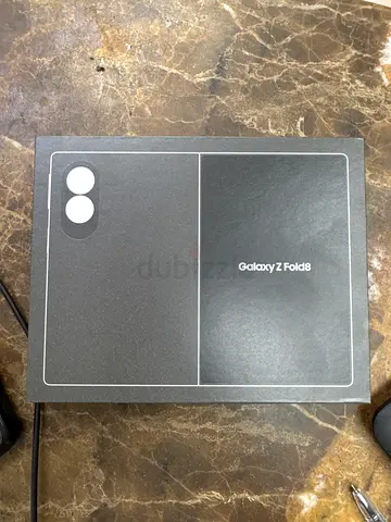 Samsung Galaxy Z Fold8 box — opened/like new