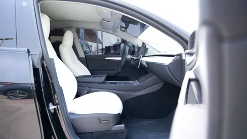 صورة مصغرة 14 لـ 2024 Tesla MODEL Y
