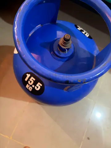 Gas Cylinder with Regulator