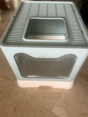 Cat litter box