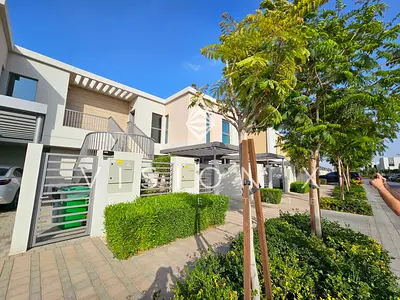 Sophisticated Living | Premium Townhouse | Ready to Move