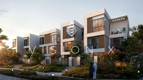 Spacious Townhouse | Green Community View