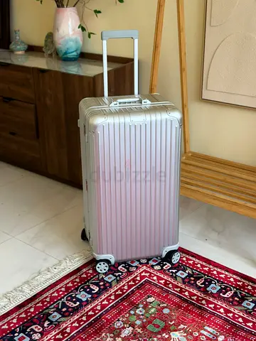 Rimowa trunk 83cm luggage