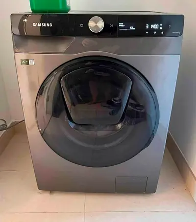 Samsung Front Load washing machine- 9kg (Graphite) in perfect Condition and working free delivery