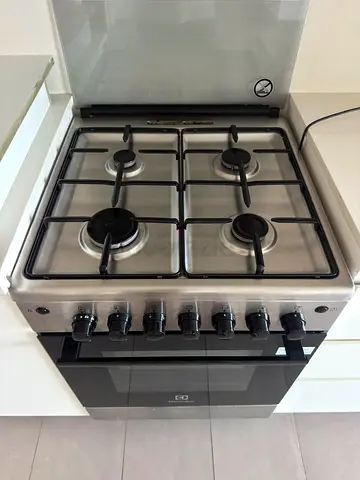 Electrolux 4-Burner Gas Cooker with Oven - Good Condition