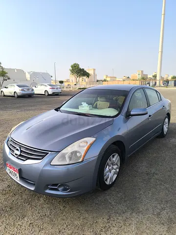 Nissan Altima S 2010 | Reliable Sedan | American Specs