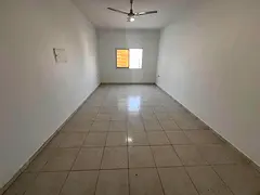 Spacious Studio Apartment - Built-in Wardrobes - Semi-Separate Kitchen - Easy Access to Sharjah and