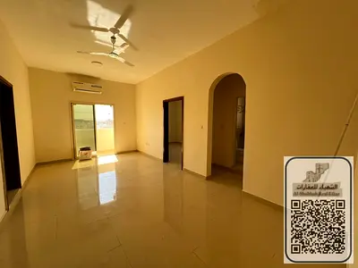 🔥 شقة للإيجار السنوي في الروضة2– عجمان 🔥 فرصة مميزة للسكن في منطقة حيوية وهادئة، شقة بمساحة مناسبة وتشطيب جيد، قريبة من جميع الخدمات والمرافق