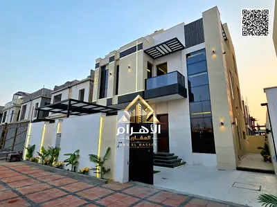 شامل رسوم التسجيل موقع متميز قريب من جميع الخدمات. تشطيبات فاخرة للغاية. 5 غرف نوم رئيسية، 7 حمامات، مطبخ واسع، غرفة معيشة، ومجلس تملك حر