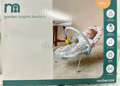 Baby bouncer seat