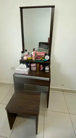 Wooden Dressing Table with Mirror and Matching Stool. king size bed with matress home box
