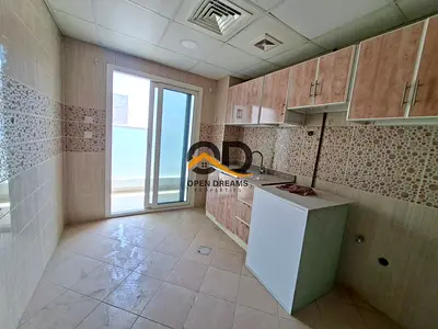 LIKE BARAND NEW FAMILY BUILDING BIG SAIZ 1BHK CANTARAL AC WITH BULCONEY RENT ONLY 37K (OUT SAID COMMUNITY)
