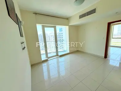 Spacious and Bright |Good Deal |Best Community