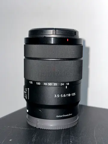 Sony E Mounts 18-135mm Lens
