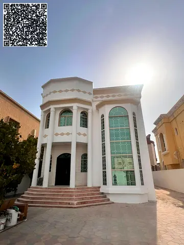 4BR Villa with Majlis & Hall for Rent | Al Mowaihat 2