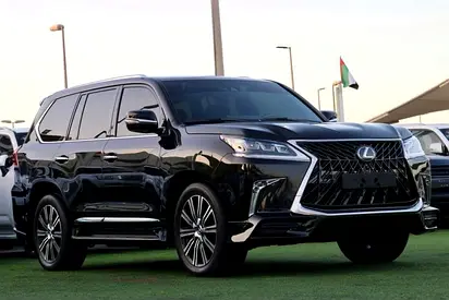 Pristine 2020 Lexus LX 570 Platinum | GCC Specs | Full Service History