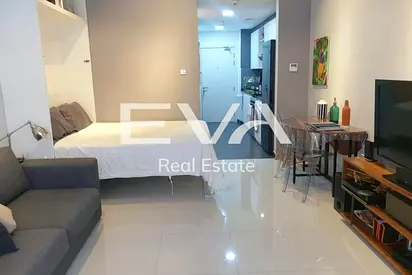 SPACIOUS LAYOUT | FURNISHED | READY TO MOVE