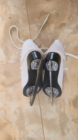 White Figure Ice Skates - Size 35,New like condition