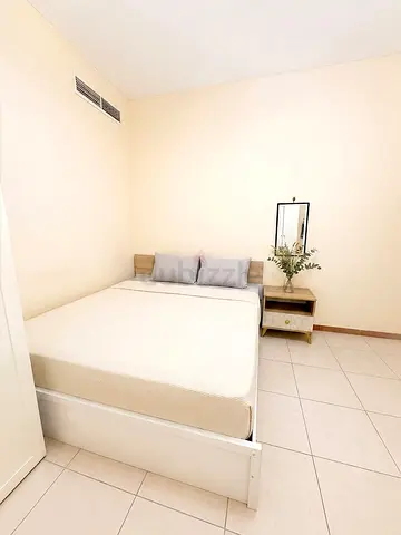 ROOM FOR MONTHLY RENT - BU DANIQ