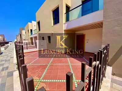 LARGE SIZE 3-BHK SOUK WARSAN