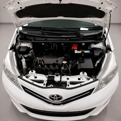 2013 Toyota YARIS — фото 8