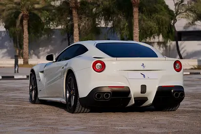 2013 Ferrari F12 BERLINETTA — фото 12