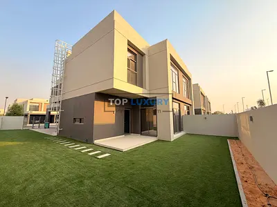 Luxury 4BR + Study & Maid | Large Corner Plot | Fully Landscaped Garden