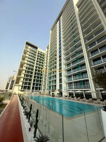 Unfurnished 1 bedroom | Open Pool and T.H view | Negotiable