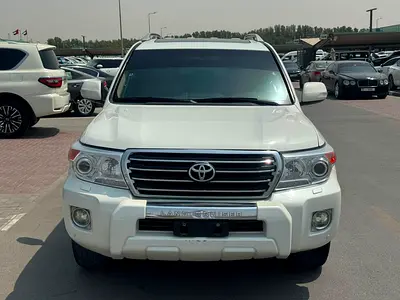 Toyota landcruiser 2013 v8 fullopshin calen car