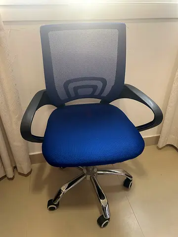 Blue ergonomic office swivel chair with mesh back prices negotiable