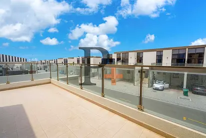 Spacious 4BR + Maid's Room Ensuite Family Friendly