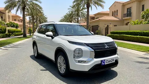 AED 1,066/month | 0 Downpayment | Free 3 Months Warranty | 30 Day Return | MITSUBISHI OUTLANDER 2023