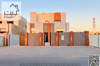 للبيع في منطقة الحليو2عجمان ارتداد أمام الفيلا للسيارات  حوش واسع داخل الفيلا  تتكون من طابقين